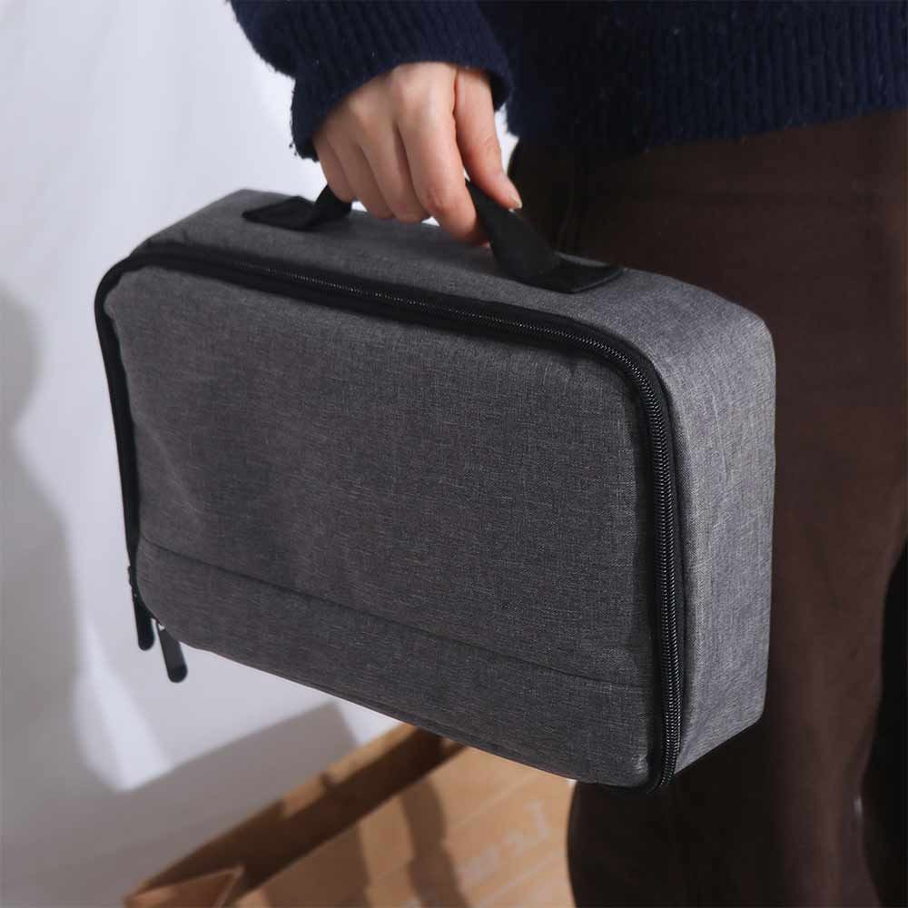 Projector Carrying Bag - حقيبة حمل جهاز العرض بتصميم عملي